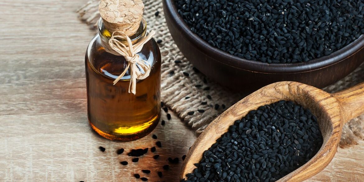 Découvrez les incroyables bienfaits de l'huile de Nigelle pour votre santé et votre beauté